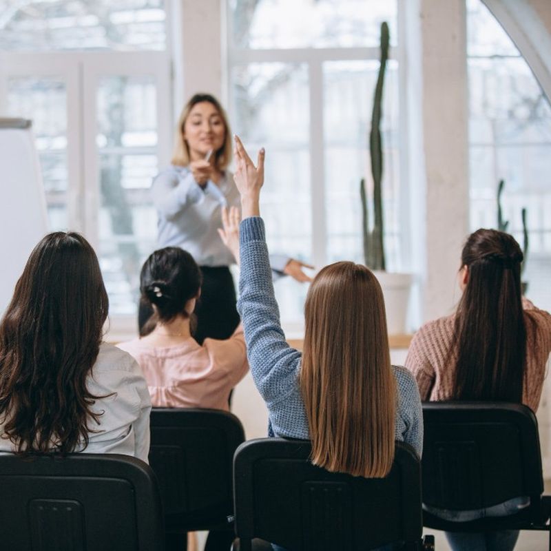 Generación de liderazgo en el equipo directivo